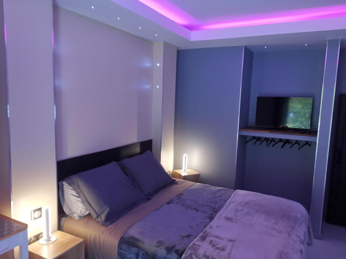 Hostal 170 Room 16 Service Appartement Le Tampon Ngoại thất bức ảnh